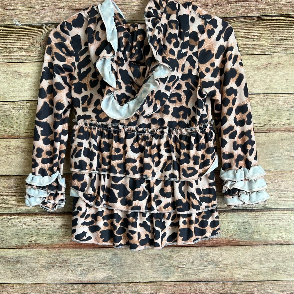 Leopard Print Ruffle Jacket - Picture 3 of 3